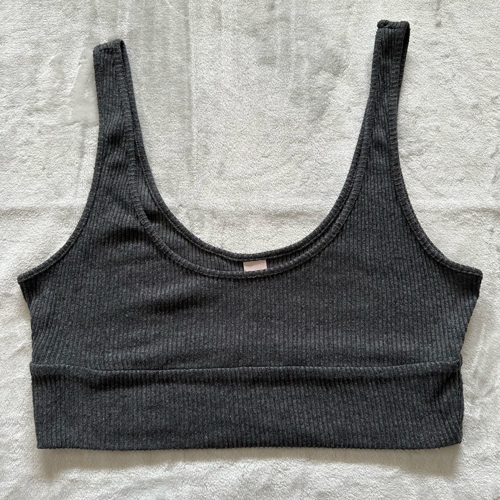Victoria's Secret Women's Grey Ribbed Crop-Top Bra Size Medium